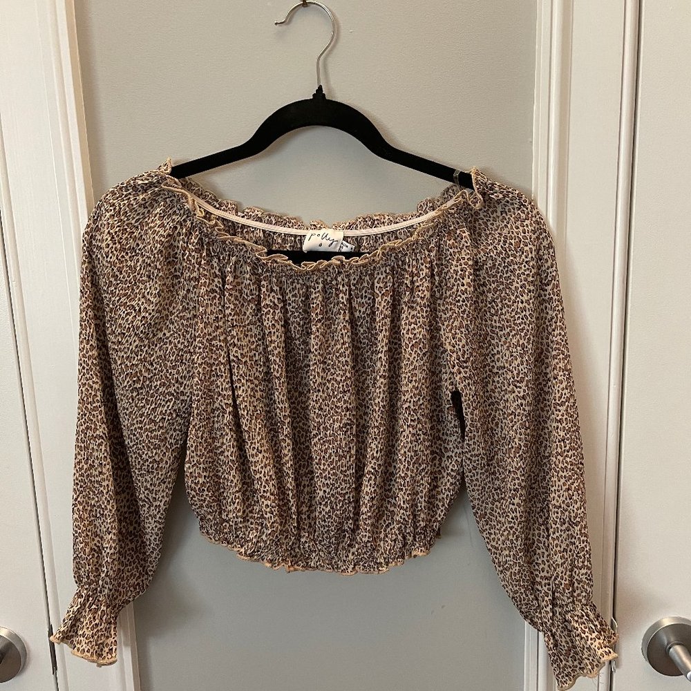 Off-shoulder Leopard Print Crop Top